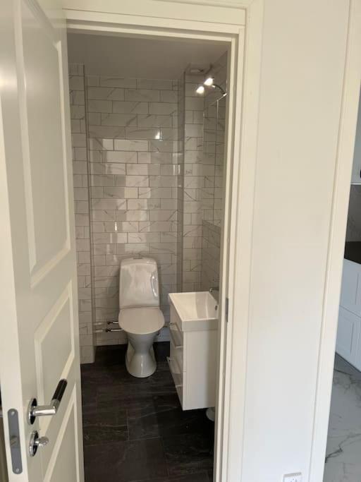 Haerligt Stort Boende I Perfekt Laege Borås Kültér fotó